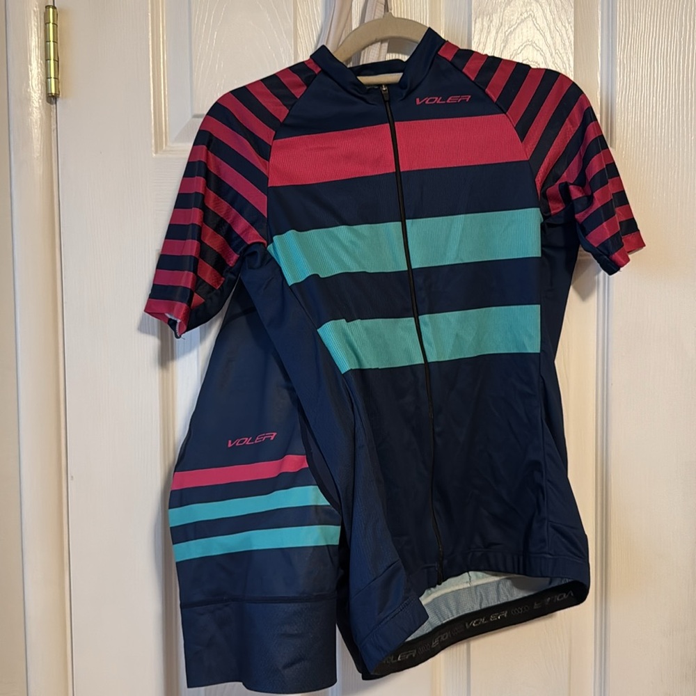 Voler Cycling Prestige Velocity Jersey and Bib Shorts 2019
